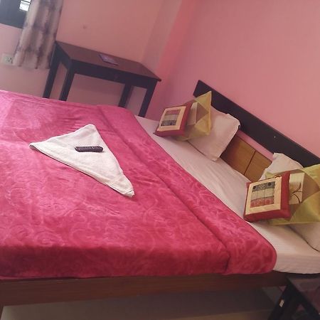 Yatri Guest House 뉴델리 외부 사진